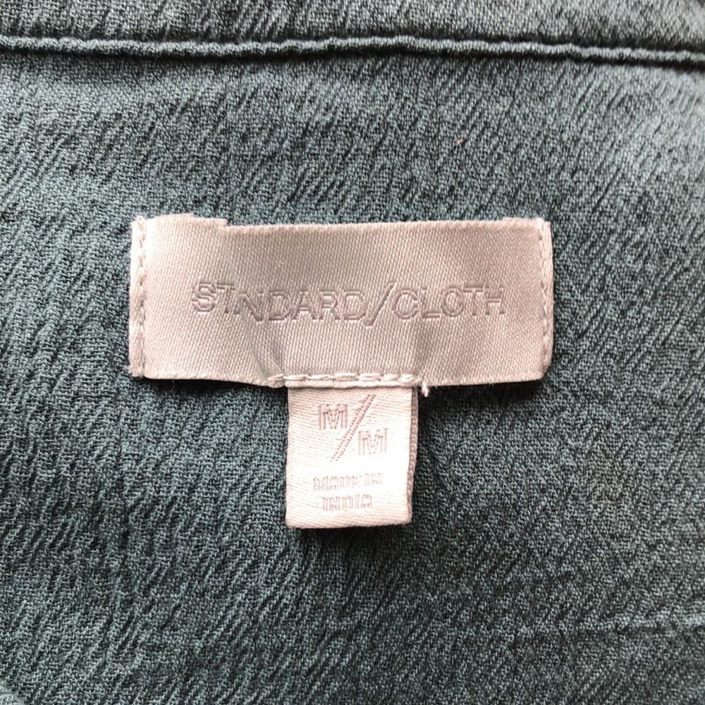 NWOT Urban Outfitters STANDARD CLOTH Liam Crinkle Shirt - Picture 3 of 3